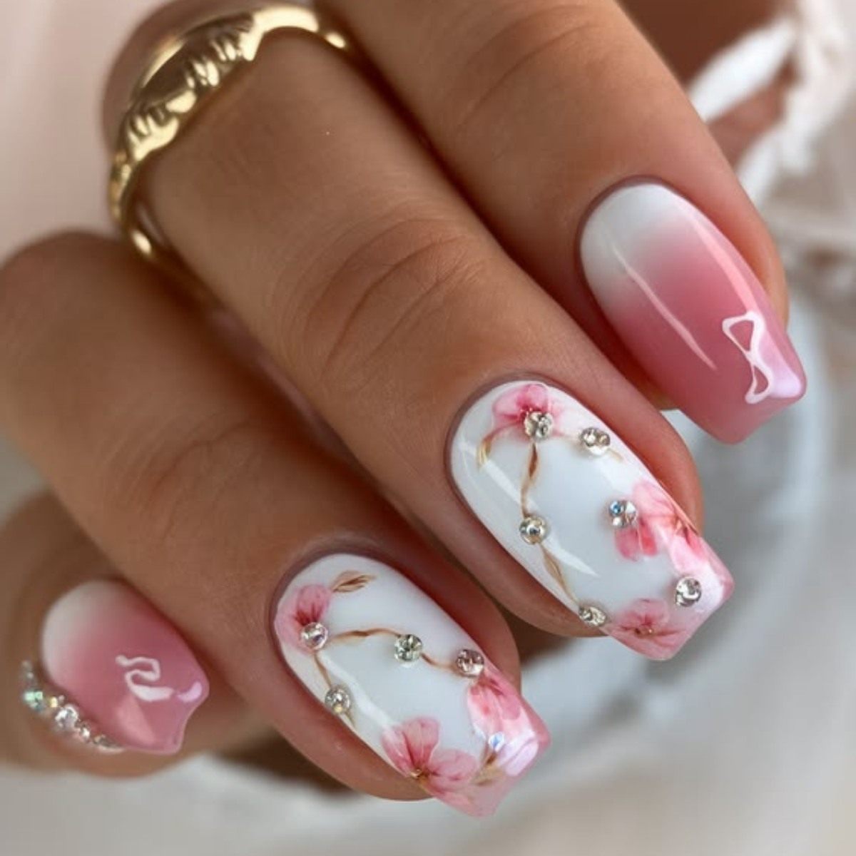 3D Nail Art Support